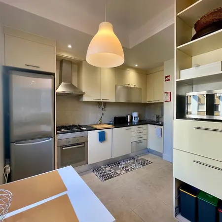 Appartement Bright & Spacious By The River, By Timecooler