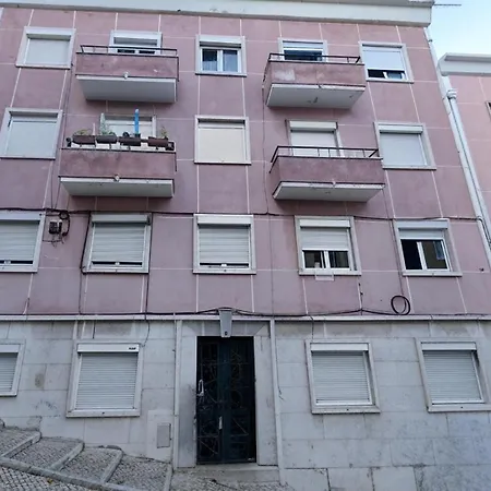 Bright & Spacious By The River, By Timecooler Appartement *