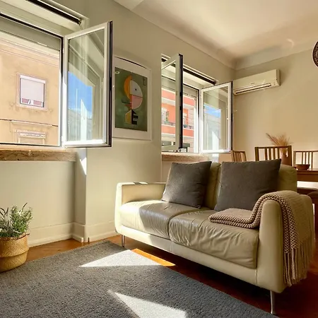 Lejlighed Bright & Spacious By The River, By Timecooler *