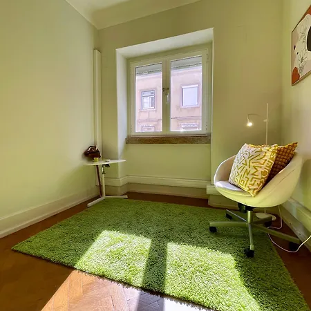 Bright & Spacious By The River, By Timecooler Appartement Lisboa