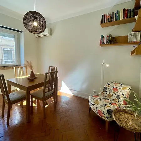Daire Bright & Spacious By The River, By Timecooler Lisboa